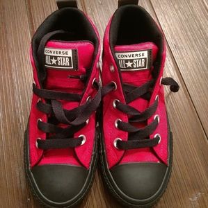 Boys size 1 Converse All Stars
